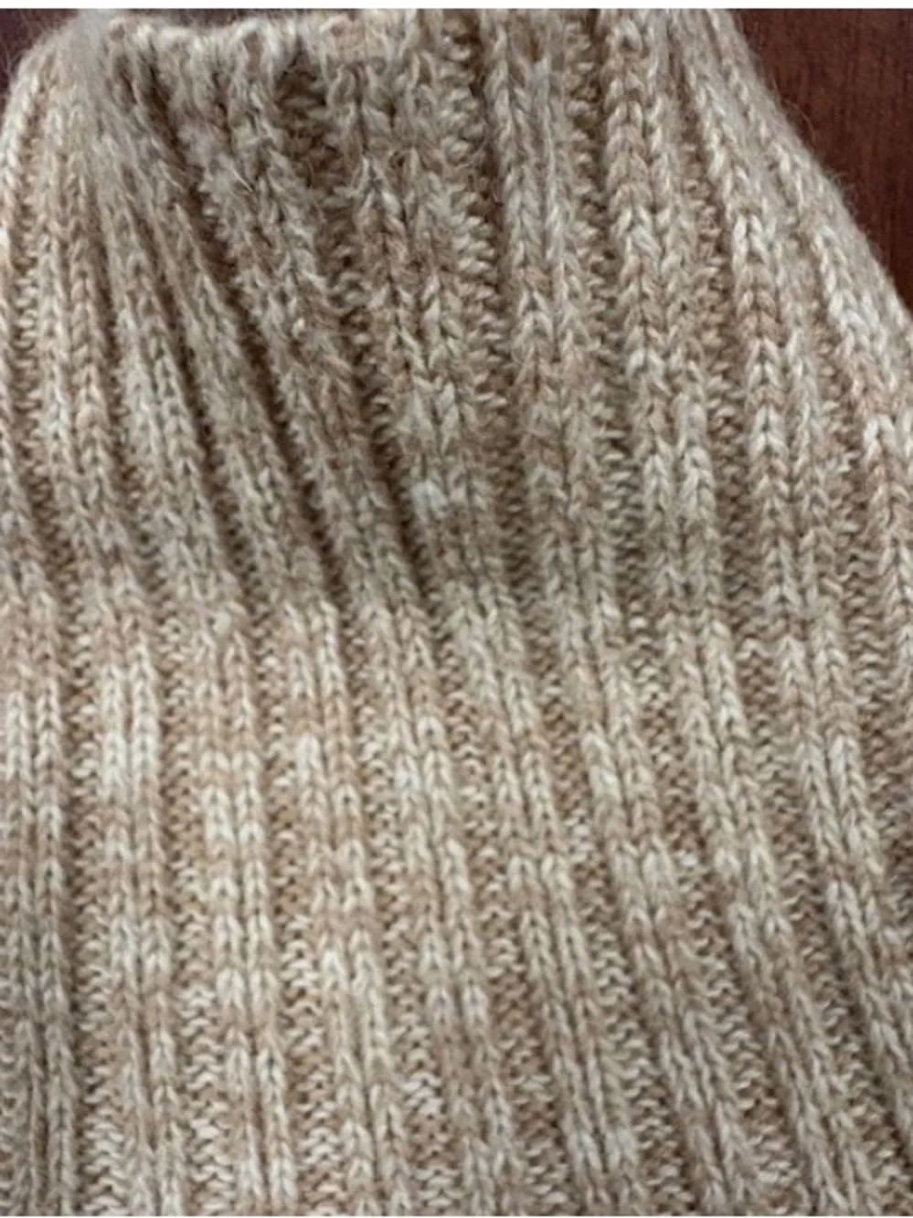 Dockers Early 2000s Beige/White Women's Turtleneck Sweater like new size M